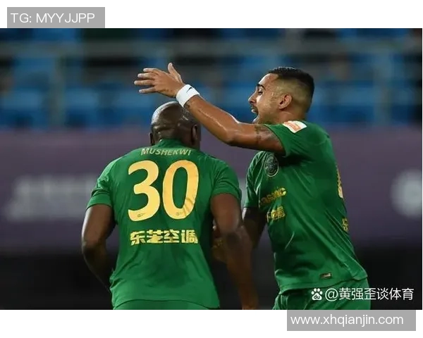 安徽足球明星盘点：那些在绿茵场上闪耀的本土英雄们